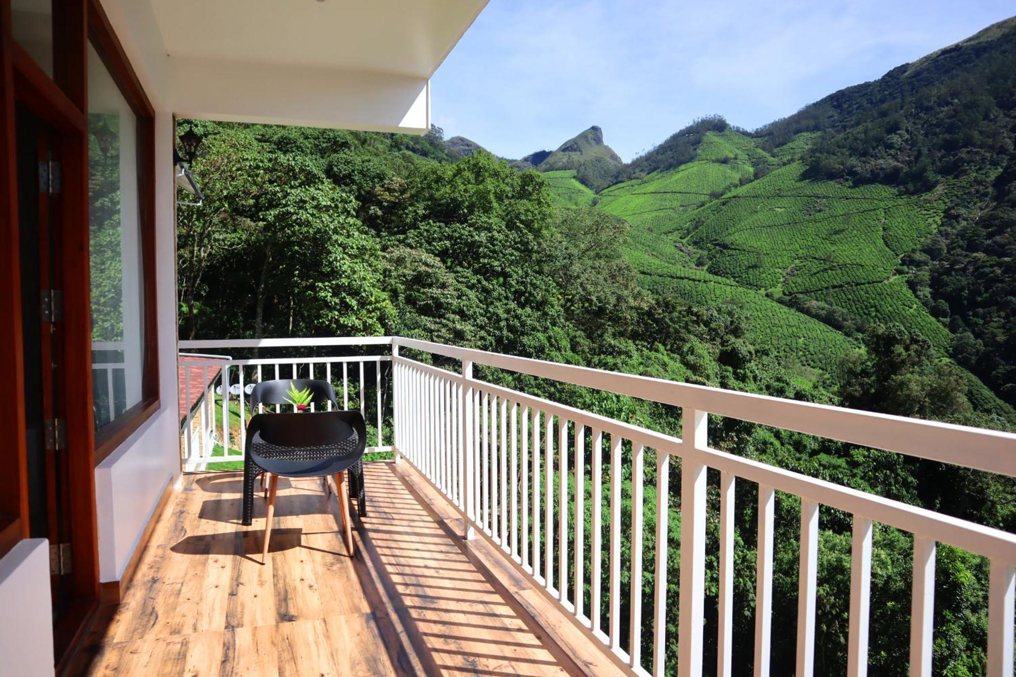 Отель The Teatree Munnar Suryanelli Экстерьер фото