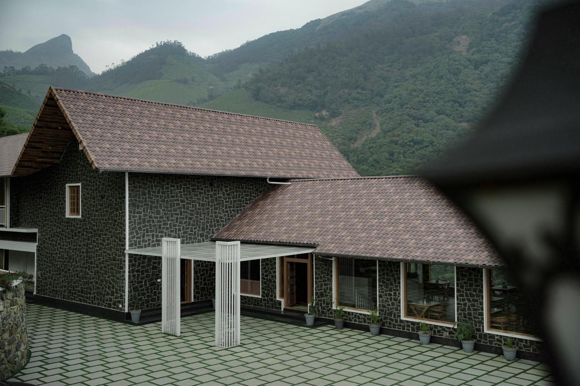 Отель The Teatree Munnar Suryanelli Экстерьер фото