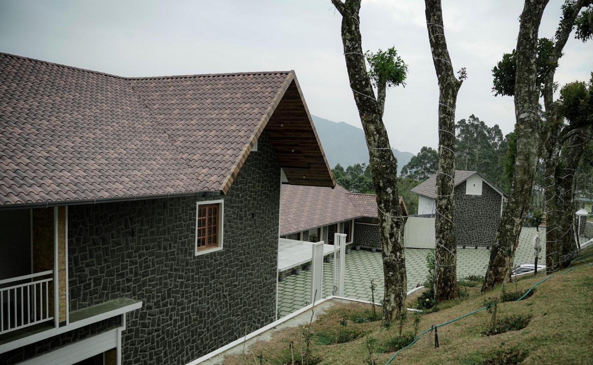 Отель The Teatree Munnar Suryanelli Экстерьер фото